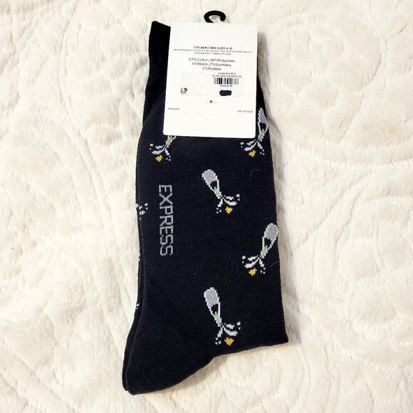 Express Champagne Bottle Dress Socks Wedding OSFM 8-13 Shoe Size New OOS - Picture 4 of 8